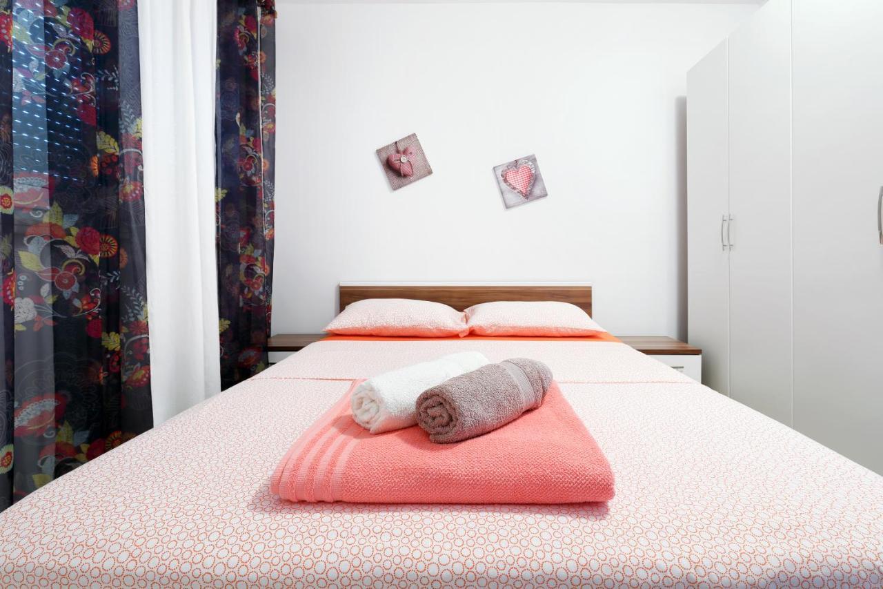 Apartman Don Pag Town Exteriér fotografie